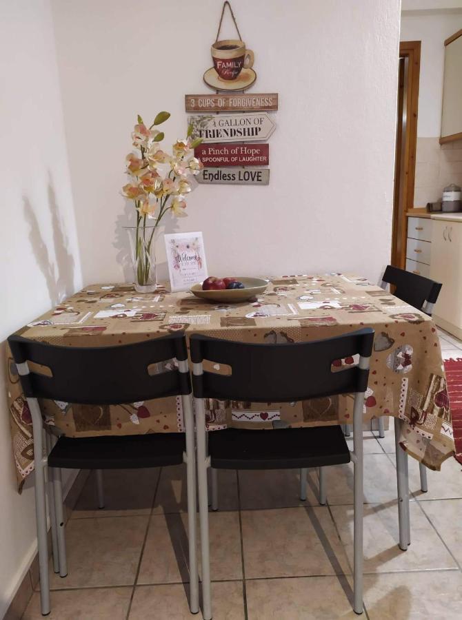 Nice And Cosy House 2 Larissa Bagian luar foto